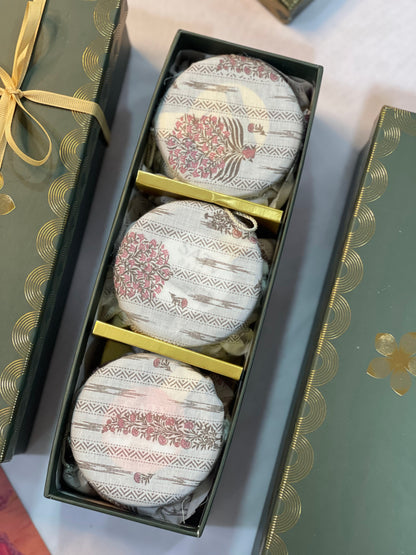 The Shalimar Gold Bloom Box