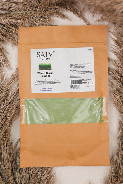 Green superfood wheatgrass powder for detoxification